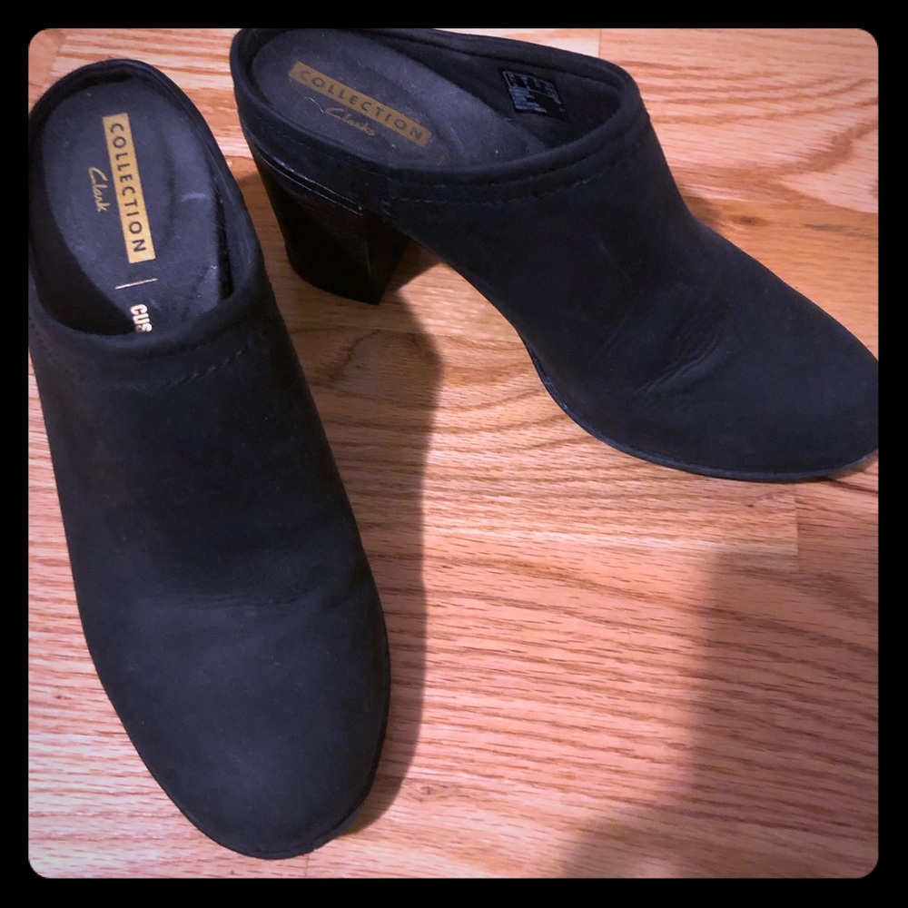 Clark’s Black Mule Clogs
